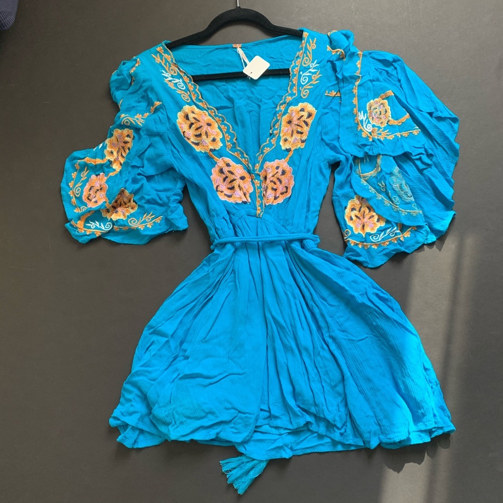 Free People blue embroidered tunic